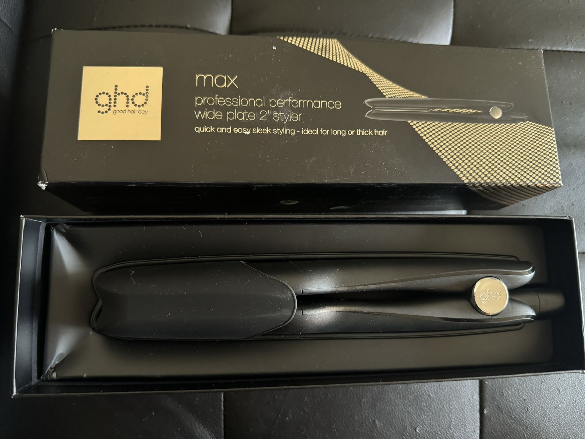 max professional performance wide plate 2" styler