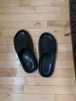 Adidas Yeezy Slide Black