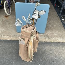 Select Edition Golf Clubs with Bag