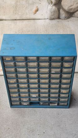 Small part Organizer 60 trays. Read....
