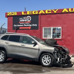 2016 Cherokee 3.2 AWD Parting Out!!!