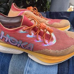 Hoka  Tenis Shoes  9  1/2