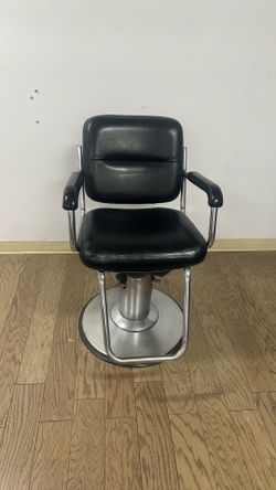 Barber chair