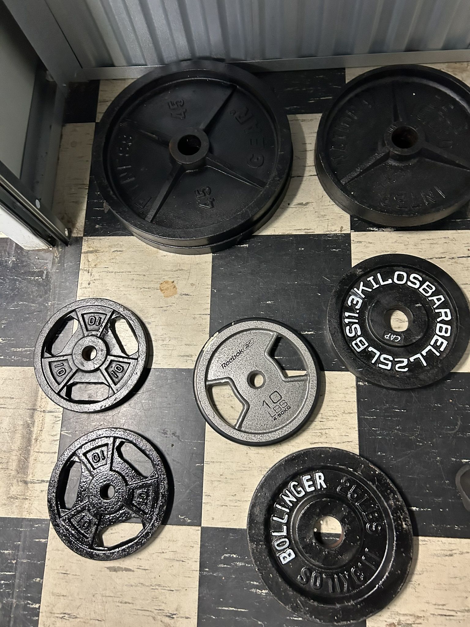 Weights Bar, Bench