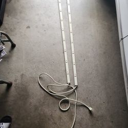 Plugmold 8 Outlet Power Strip
