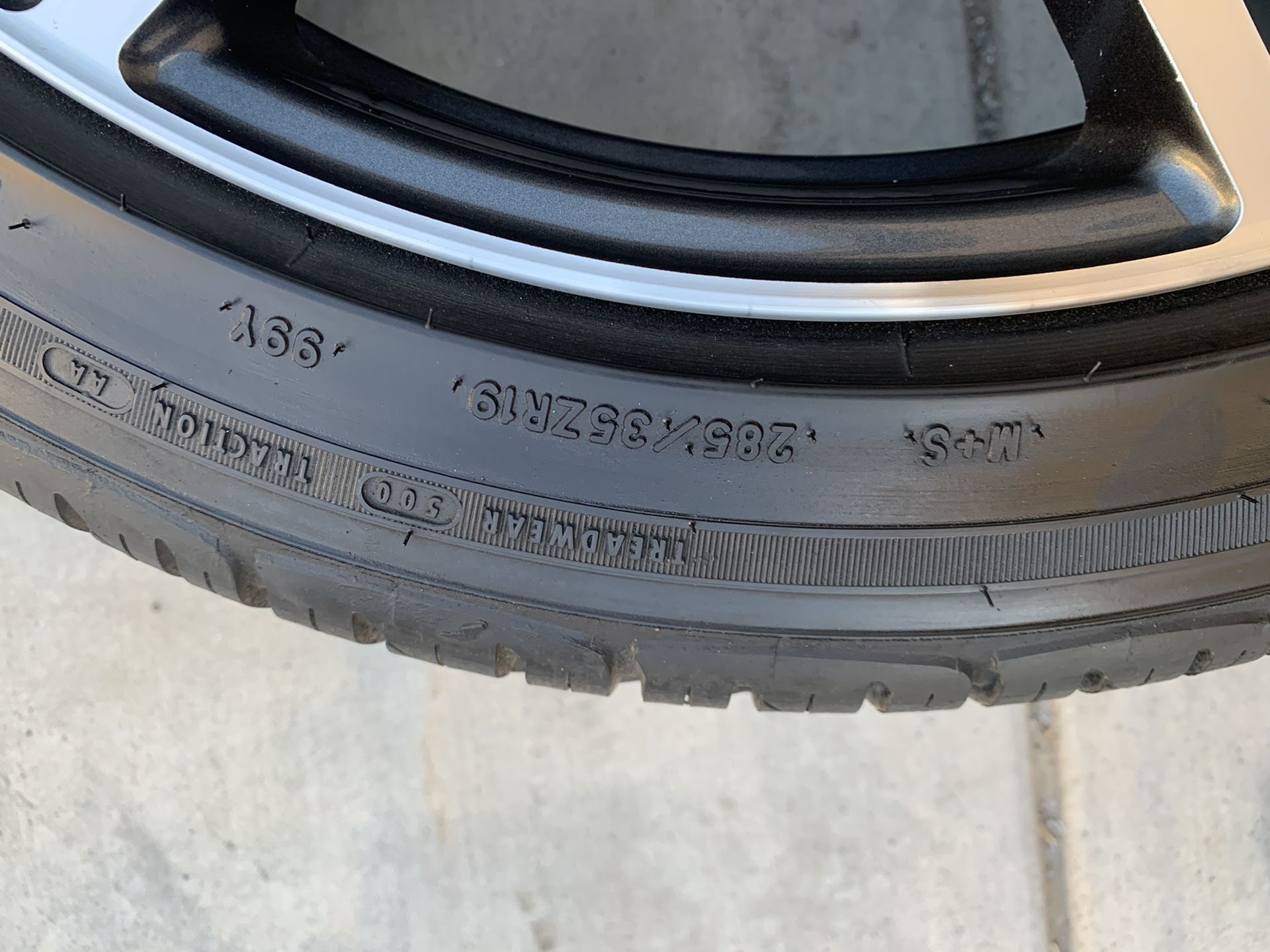 370z nismo v2 wheels with tires and tire pressure sensors included