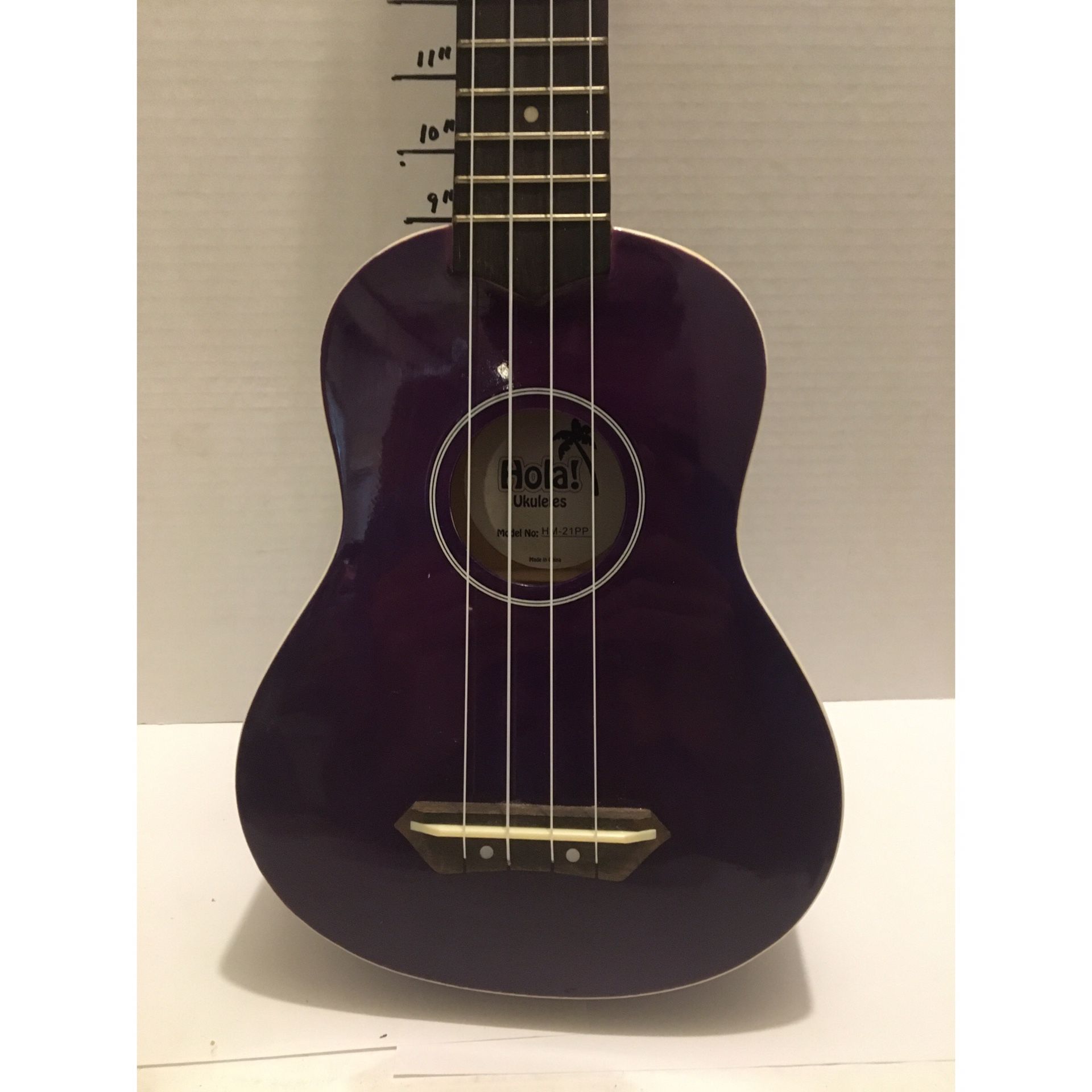Hola! Ukuleles 21” Model HM 21PP Purple