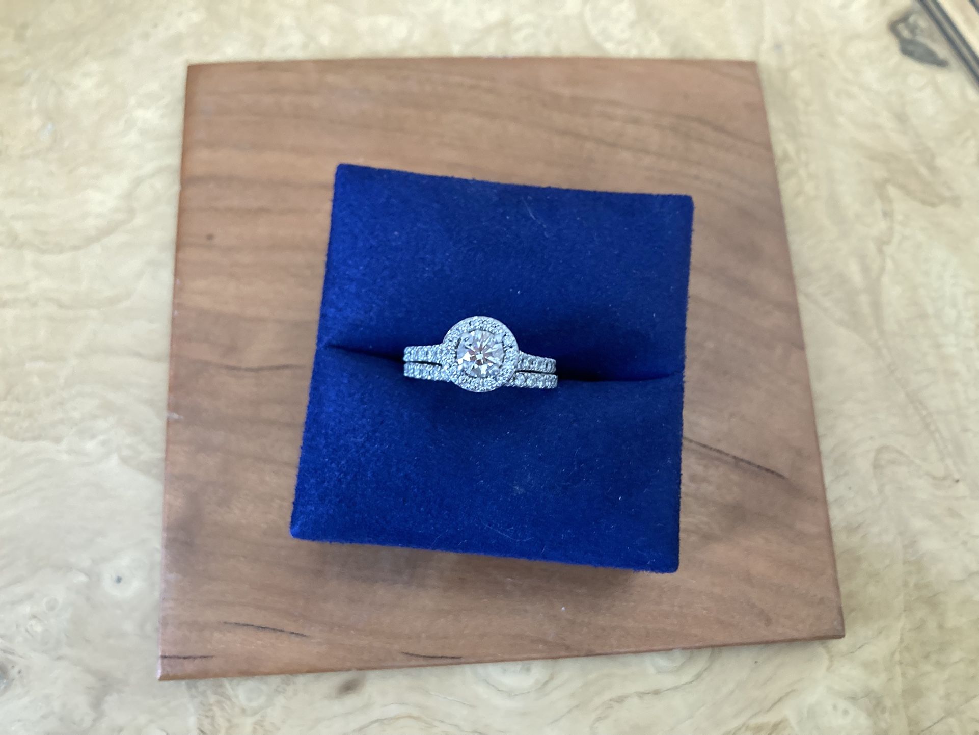 Hearts On Fire Diamond Rings
