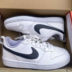 New Nike 5Y