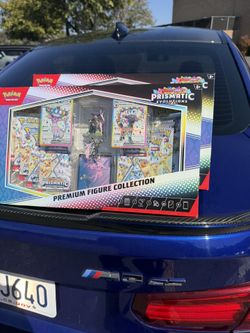 Pokemon Prismatic Evolutions Premium Figure Collection