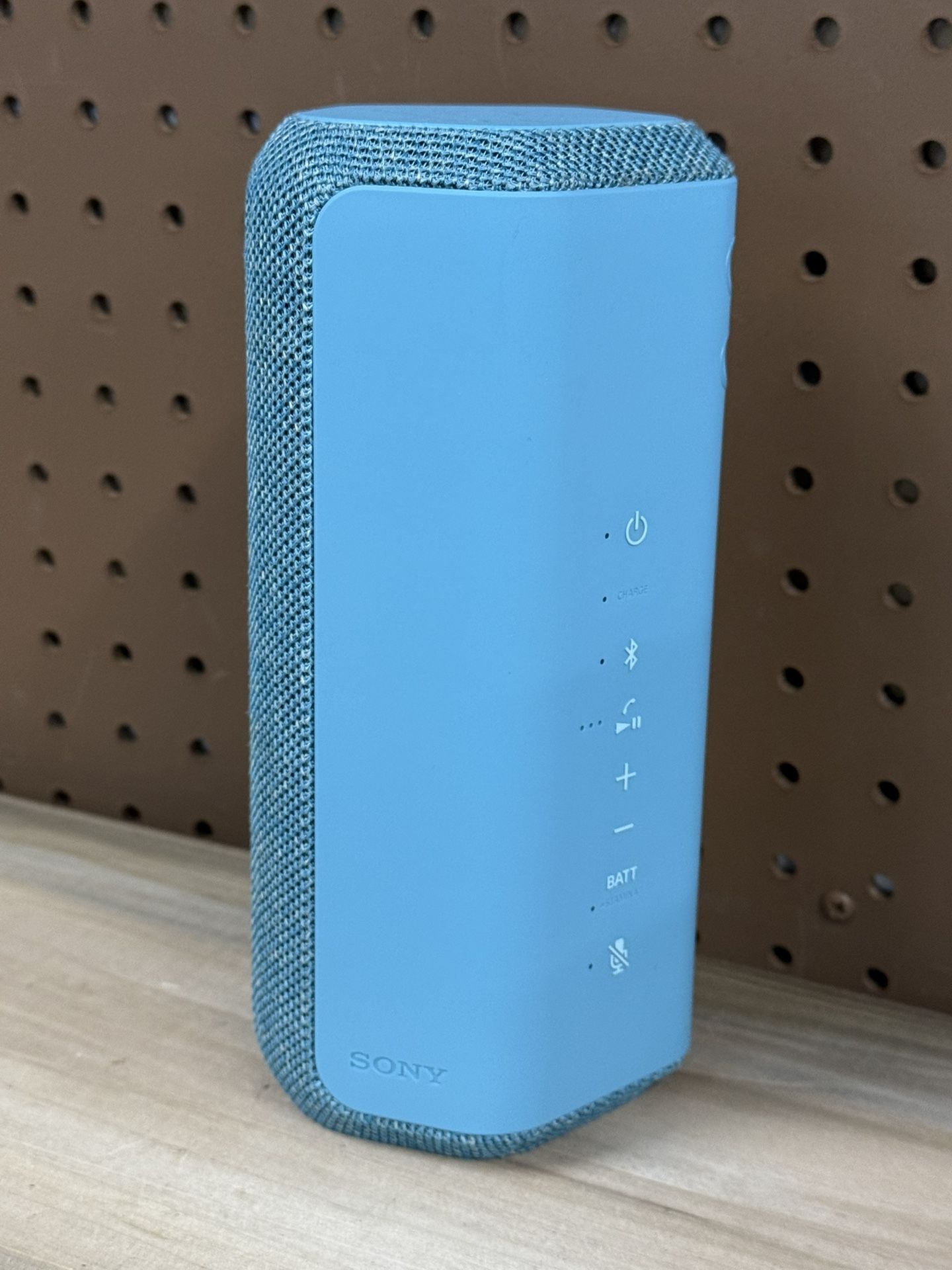 Sony SRS-XE200 X-Series Wireless Ultra Portable Bluetooth Speaker