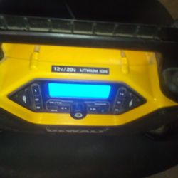DeWalt 12 Volt 20 Volt Lithium Ion Bluetooth Boombox