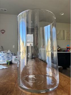 Glass vase