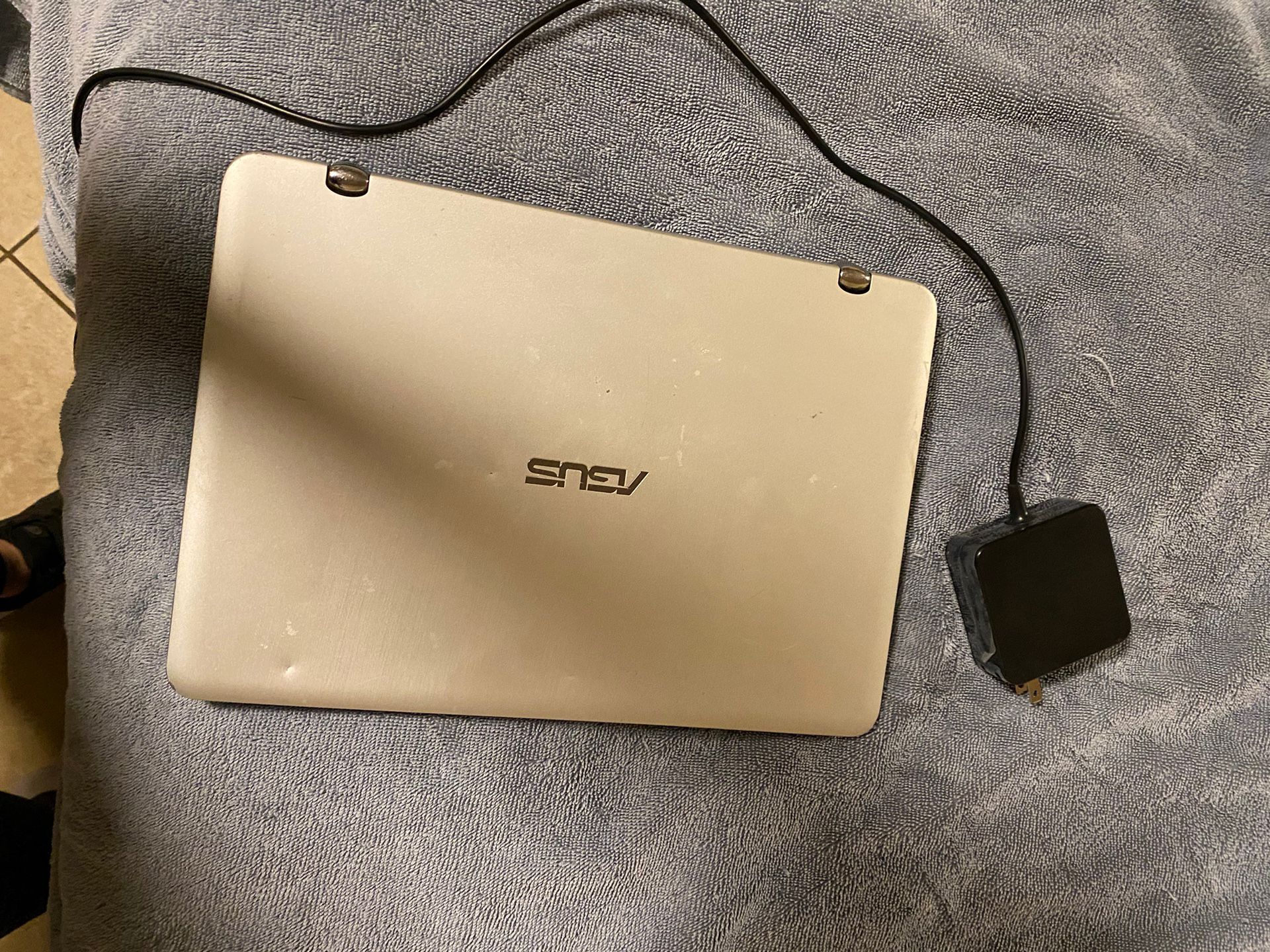 190 GB Azusa Laptop
