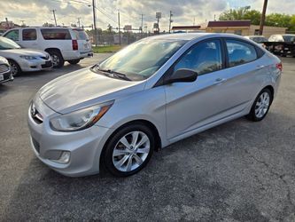 2012 Hyundai Accent