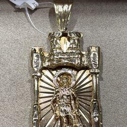 Gold San Lazaro Pendant 