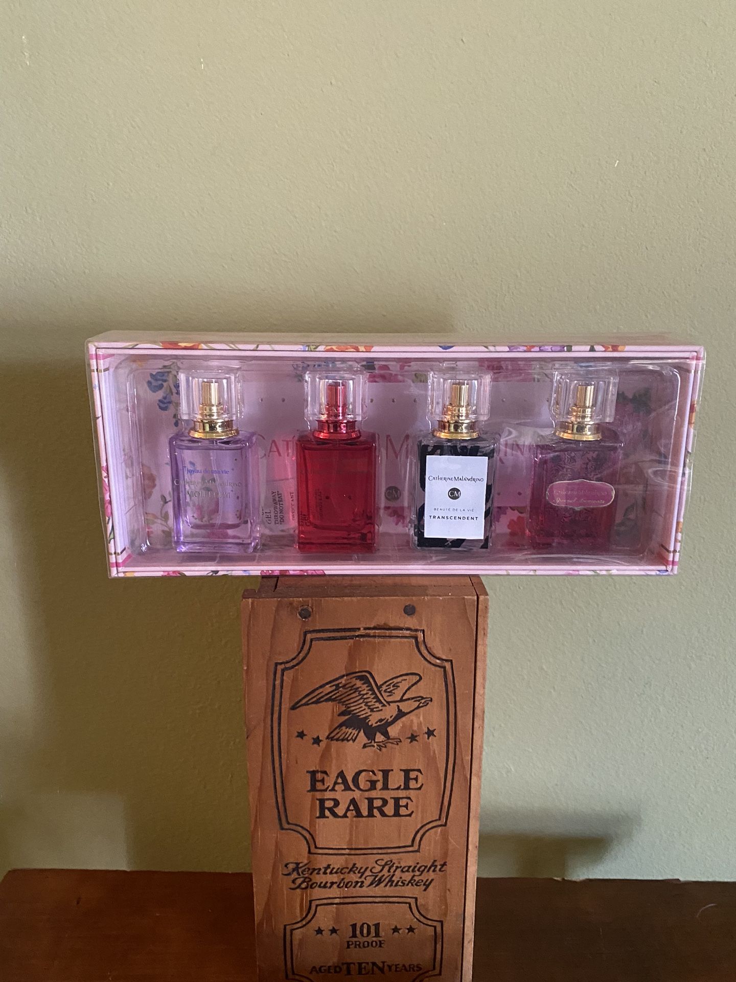 New Catherine Malandrino 4-Pc. Meet Me In Paris Fine Fragrance Gift Set