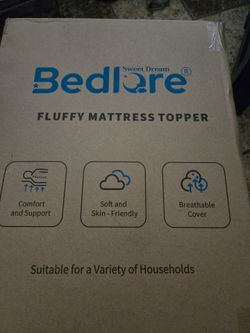 Qween Bed Topper
