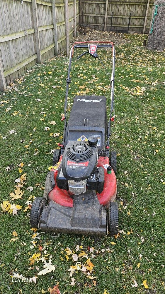 21" Troy- BILT LAWNMOWER