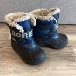 Sorel Kids Snow Boots Size 9