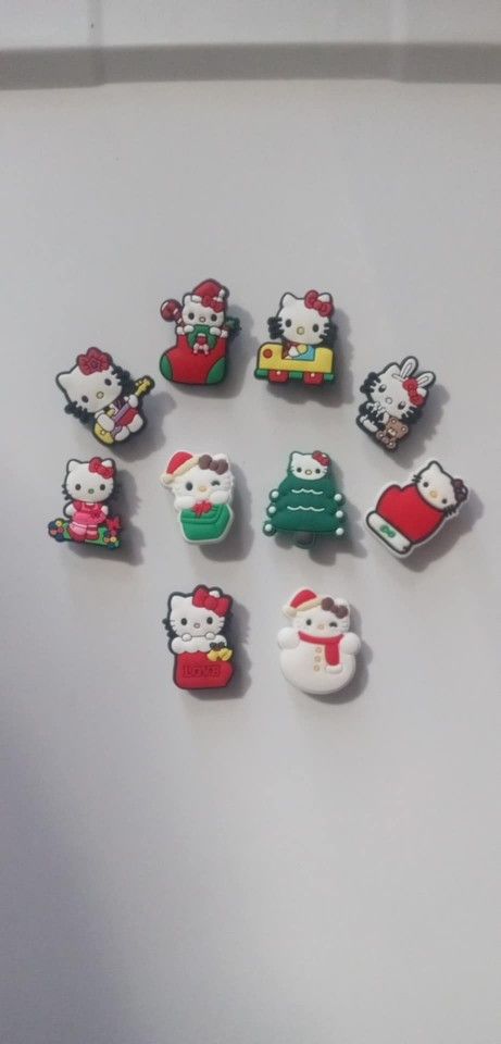 Hello Kitty Christmas Charms 