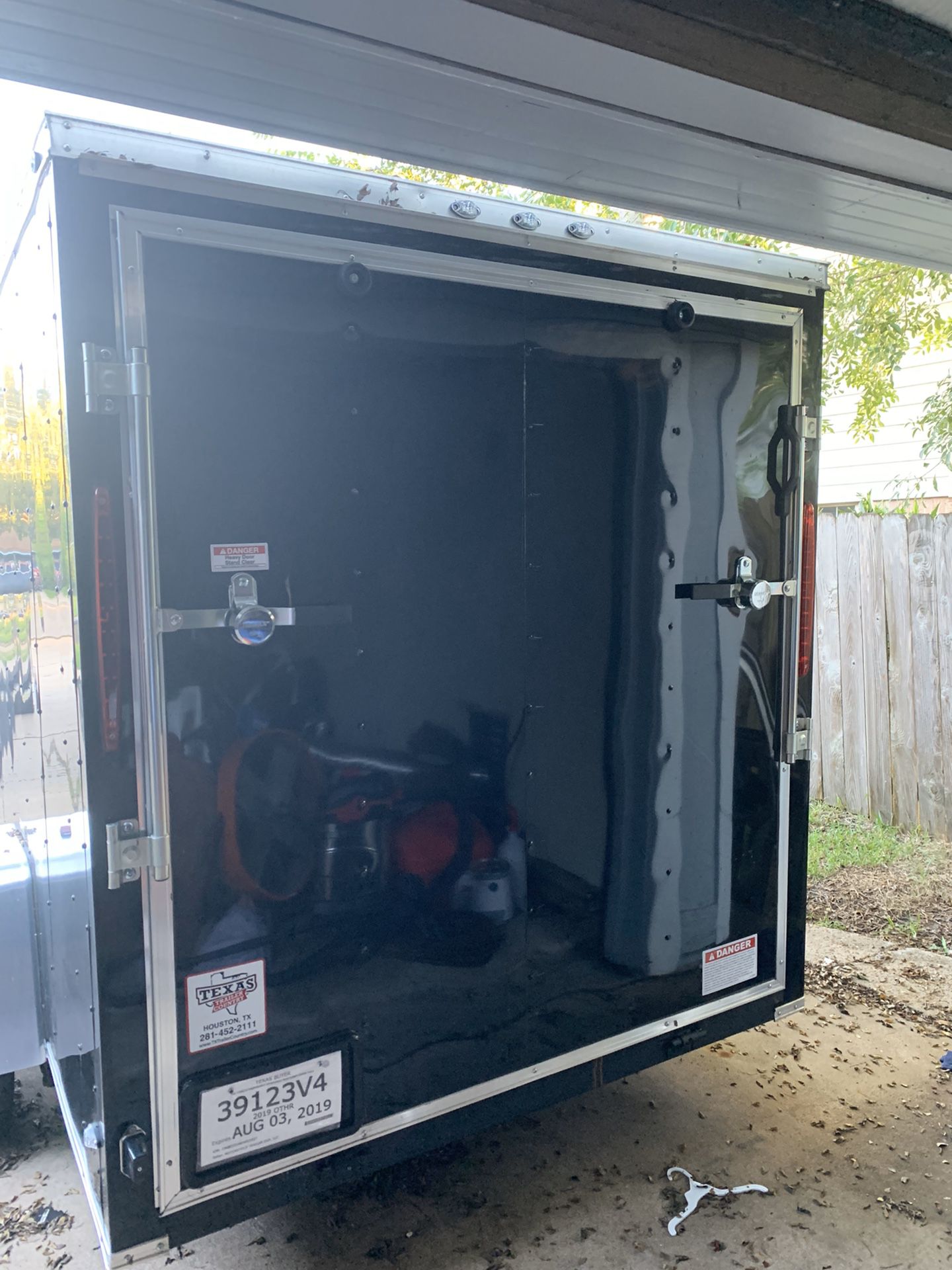 2019 enclosed trailer new 6x10