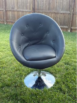 Vanity Chair
