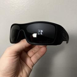 New Polarized Oakley BATWOLF 🦇 With Original Packaging 