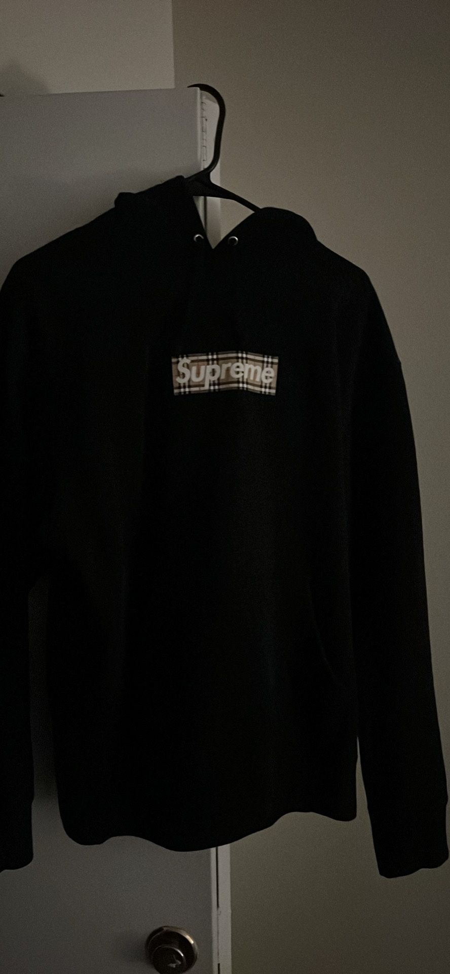 Supreme Burberry Hoodie Size L