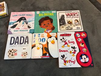 Assorted kids books