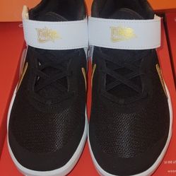 Nike Boy  Shoes