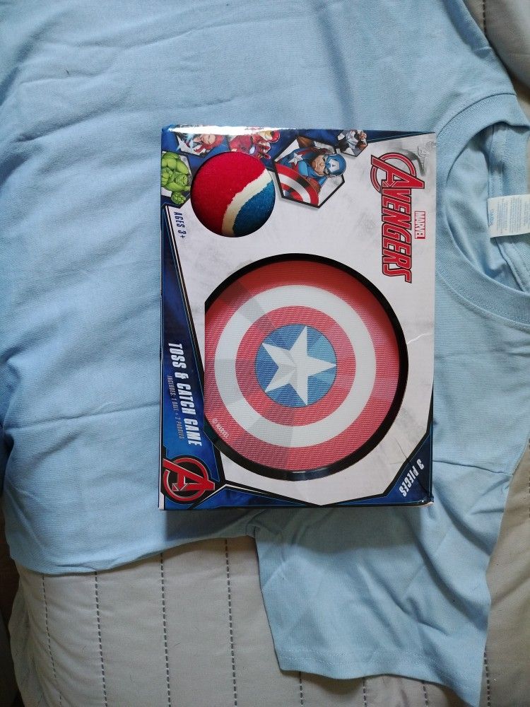 MARVEL AVENGERS TOSS AND CATCH