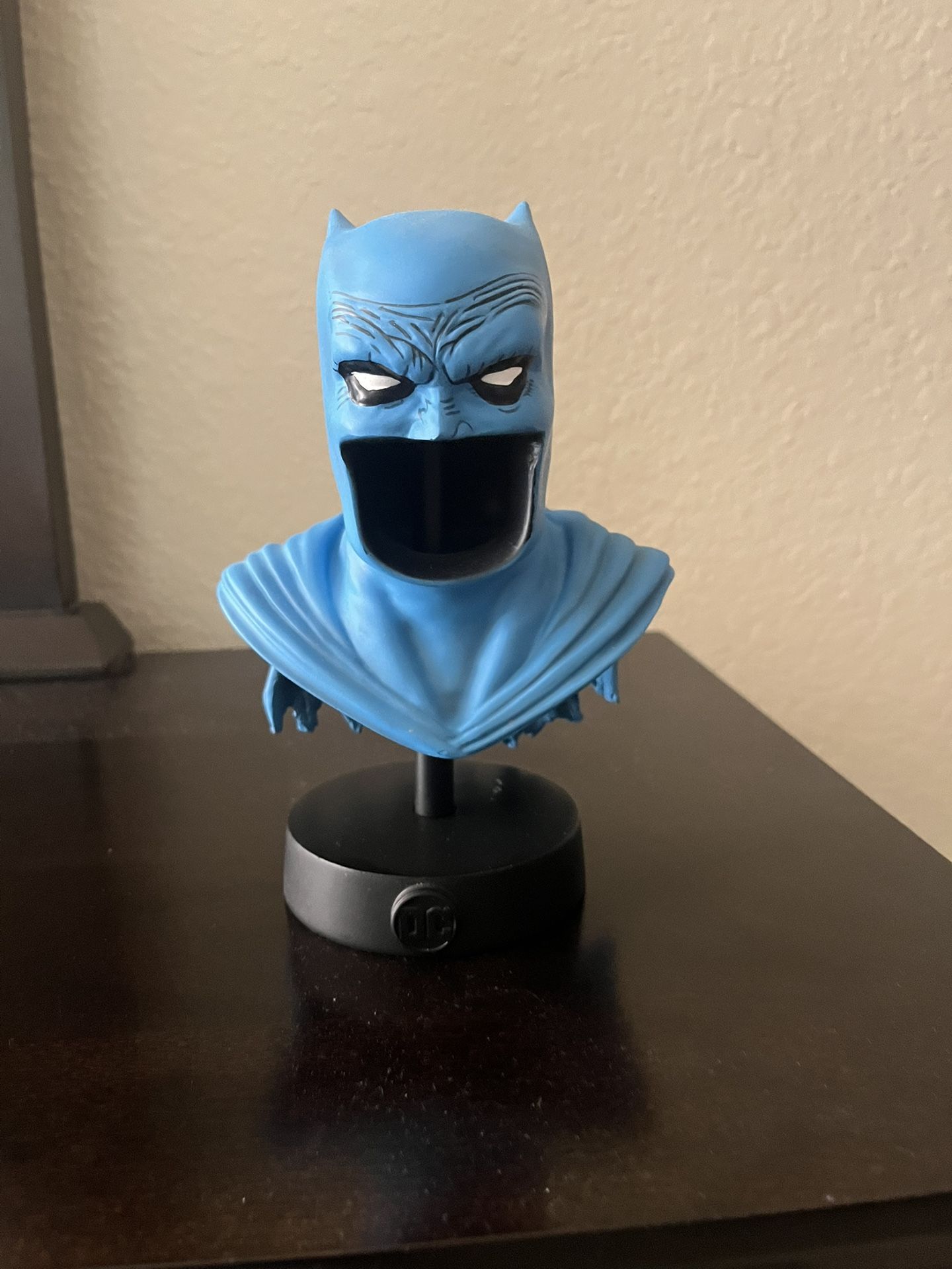 Batman Dark Knight Cowl Bust