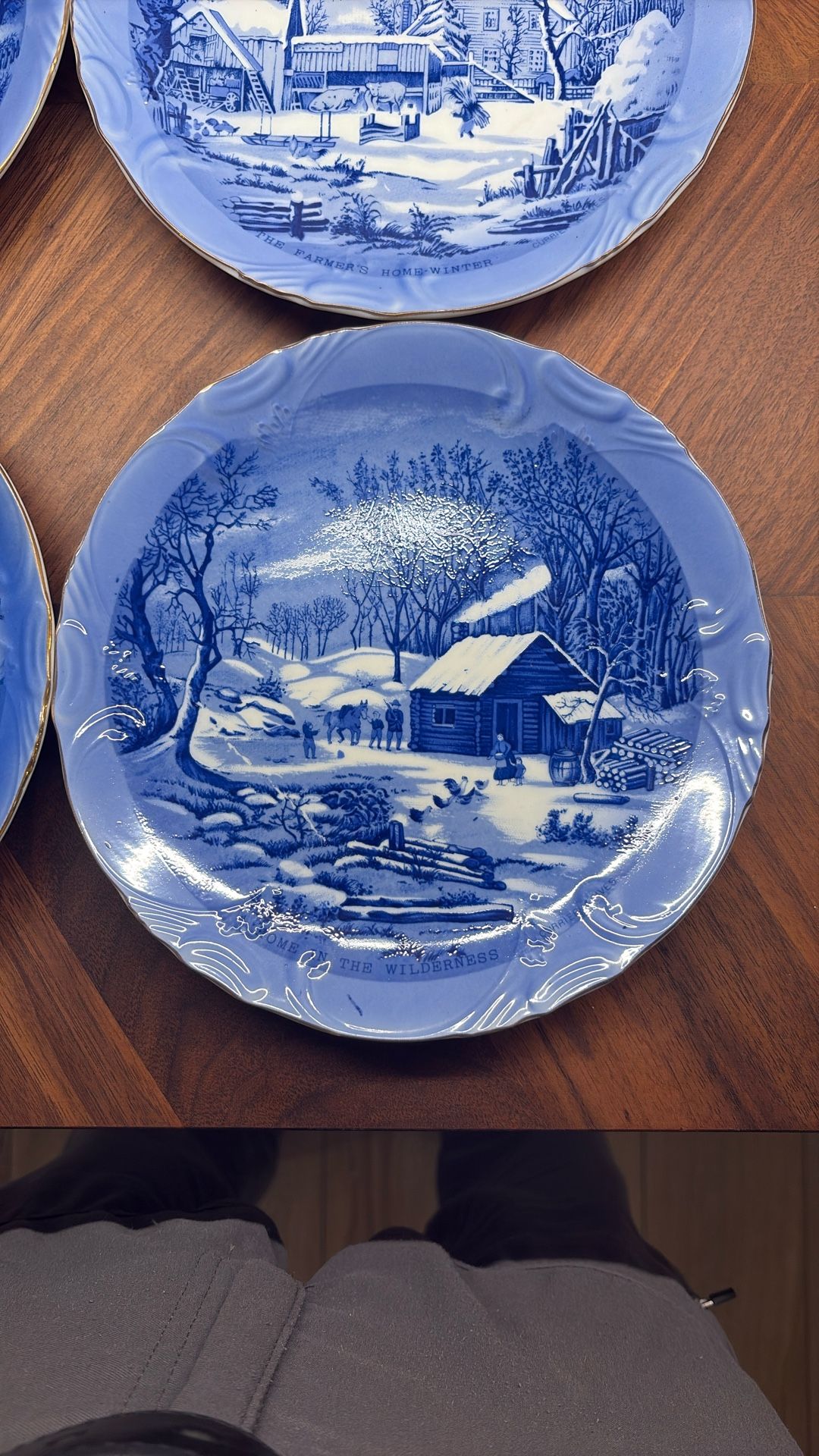 Decorative Plates & Cups