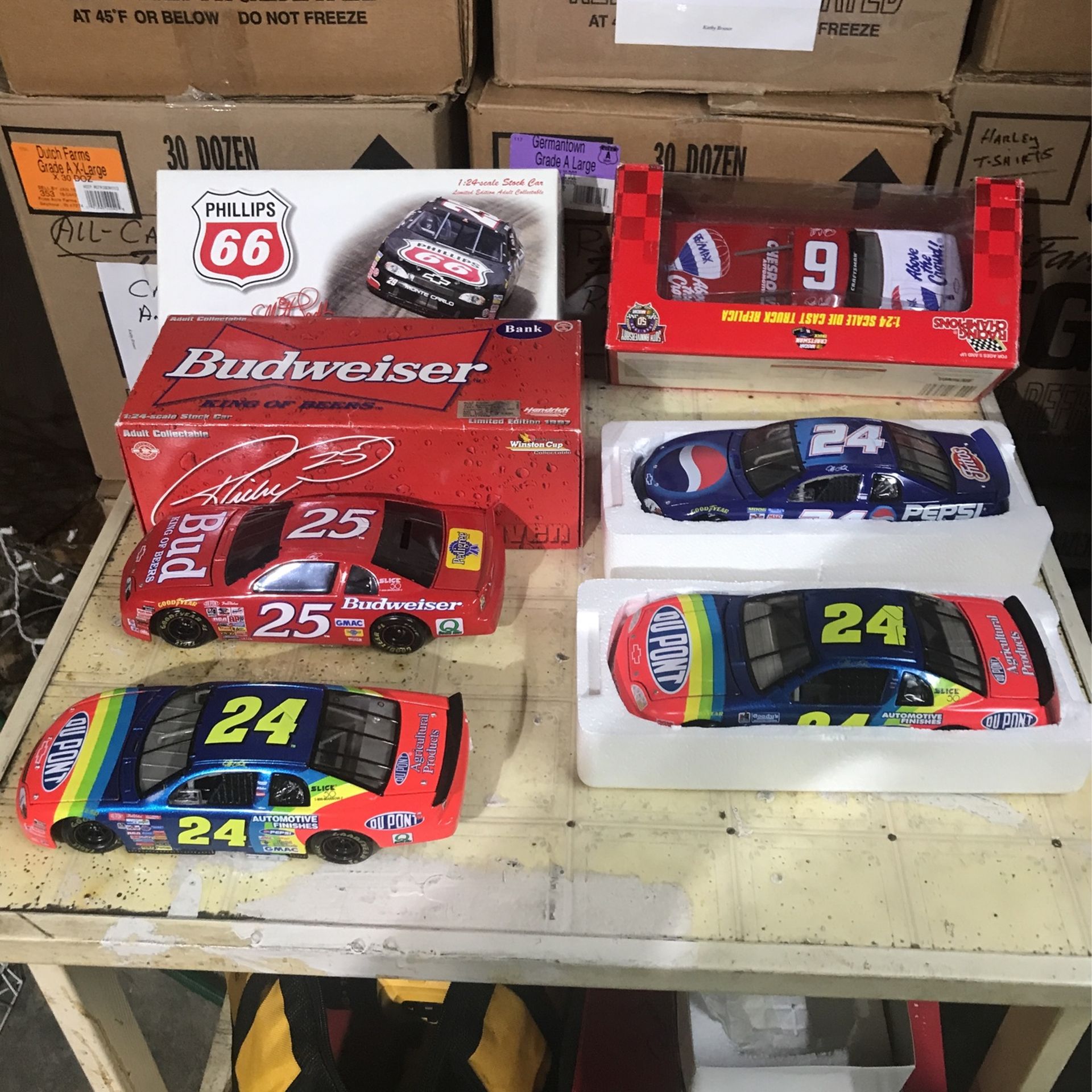 Cast Iron 1-24 Scale Race Cars.