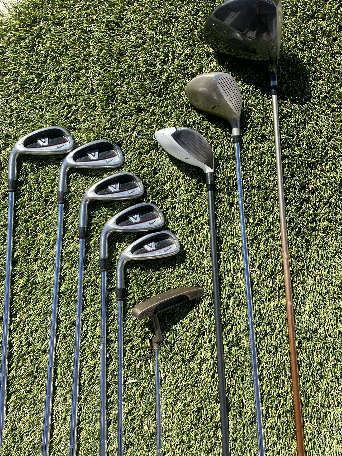**LEFT HANDED** Set Of Men’s Golf Clubs