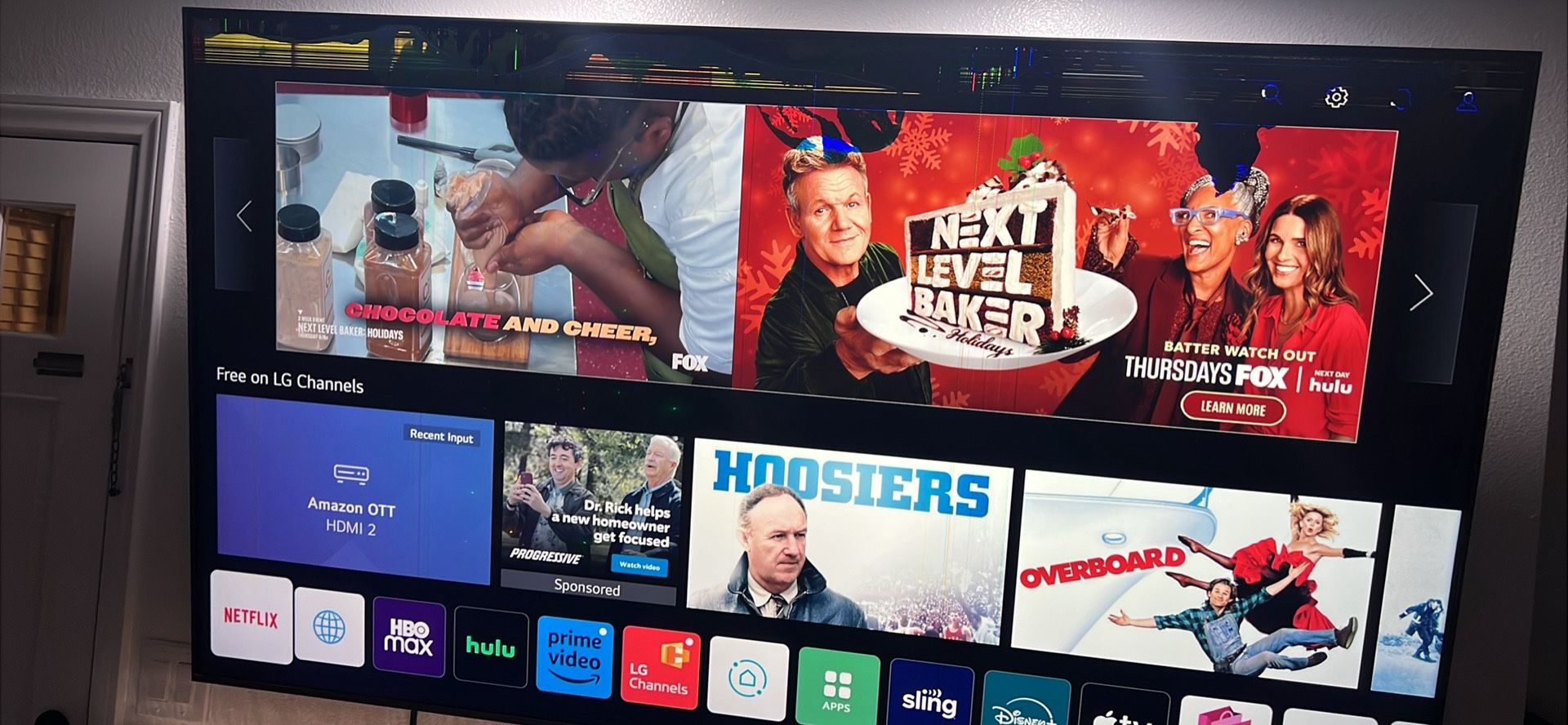 LG UP87 82" 4K Smart UHD TV