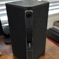 Ultimate Ears HYPERBOOM Bluetooth Speaker