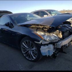 2008 - 2013 Infiniti G37 Coupe  * FOR PARTS ONLY * 