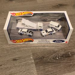 Hot Wheels Premium Ford Race Team Pack 