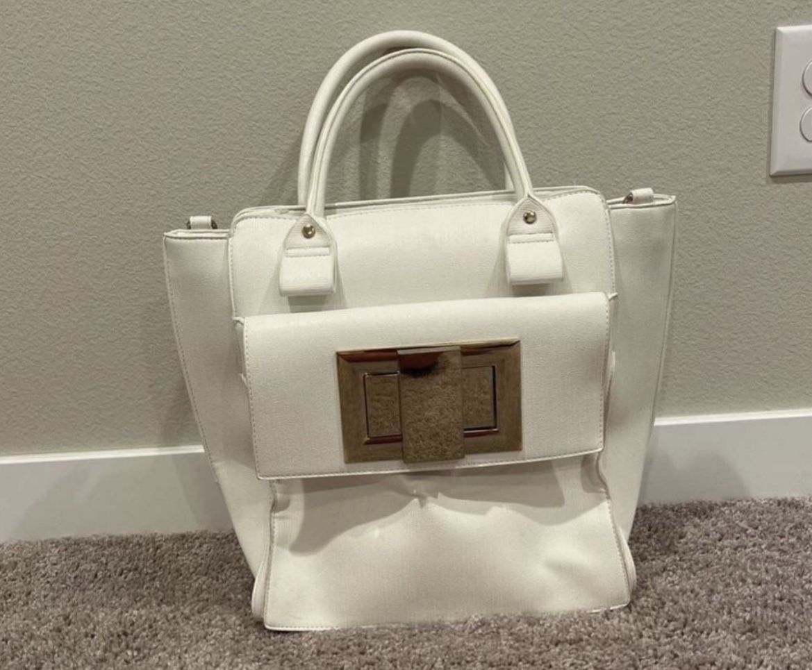 White Purse - Like New Condition