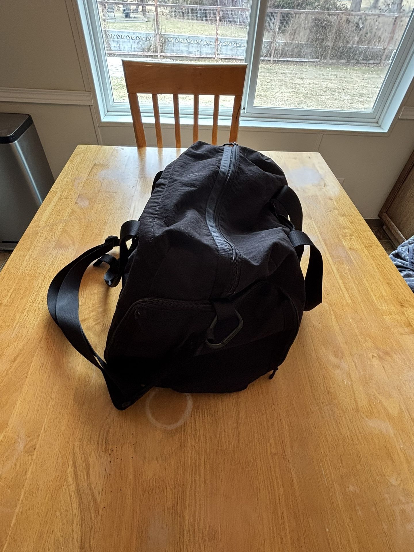 LULULEMON Workout Duffel Bag