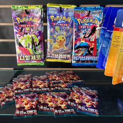 Un opened Pokémon Cards