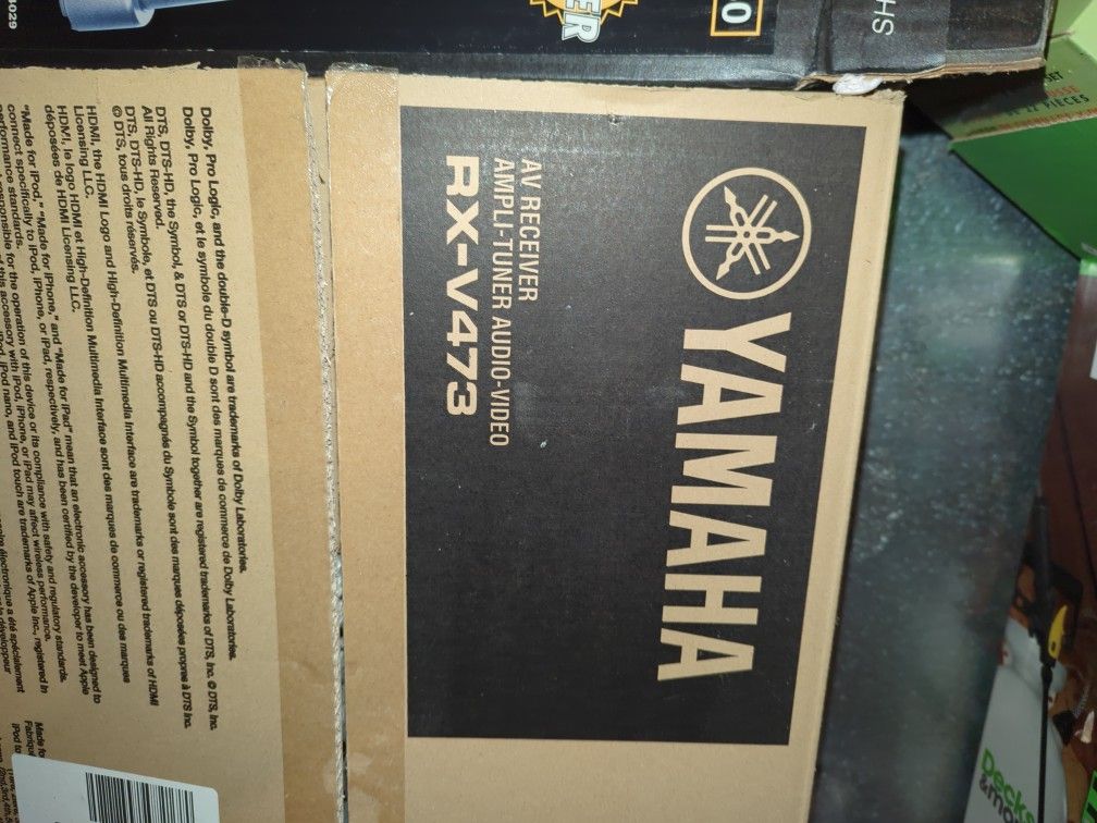 Yamaha RX-V473 Audio Receiver