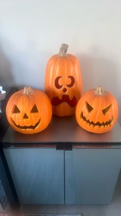 Halloween Pumpkins 