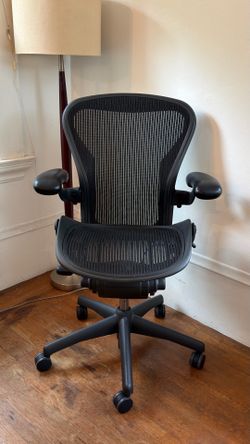 Herman Miller Aeron Office Chair – Size B