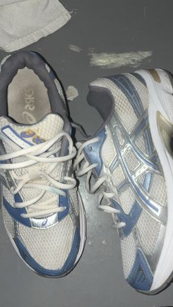 ASIC gel 1130 size 9.5