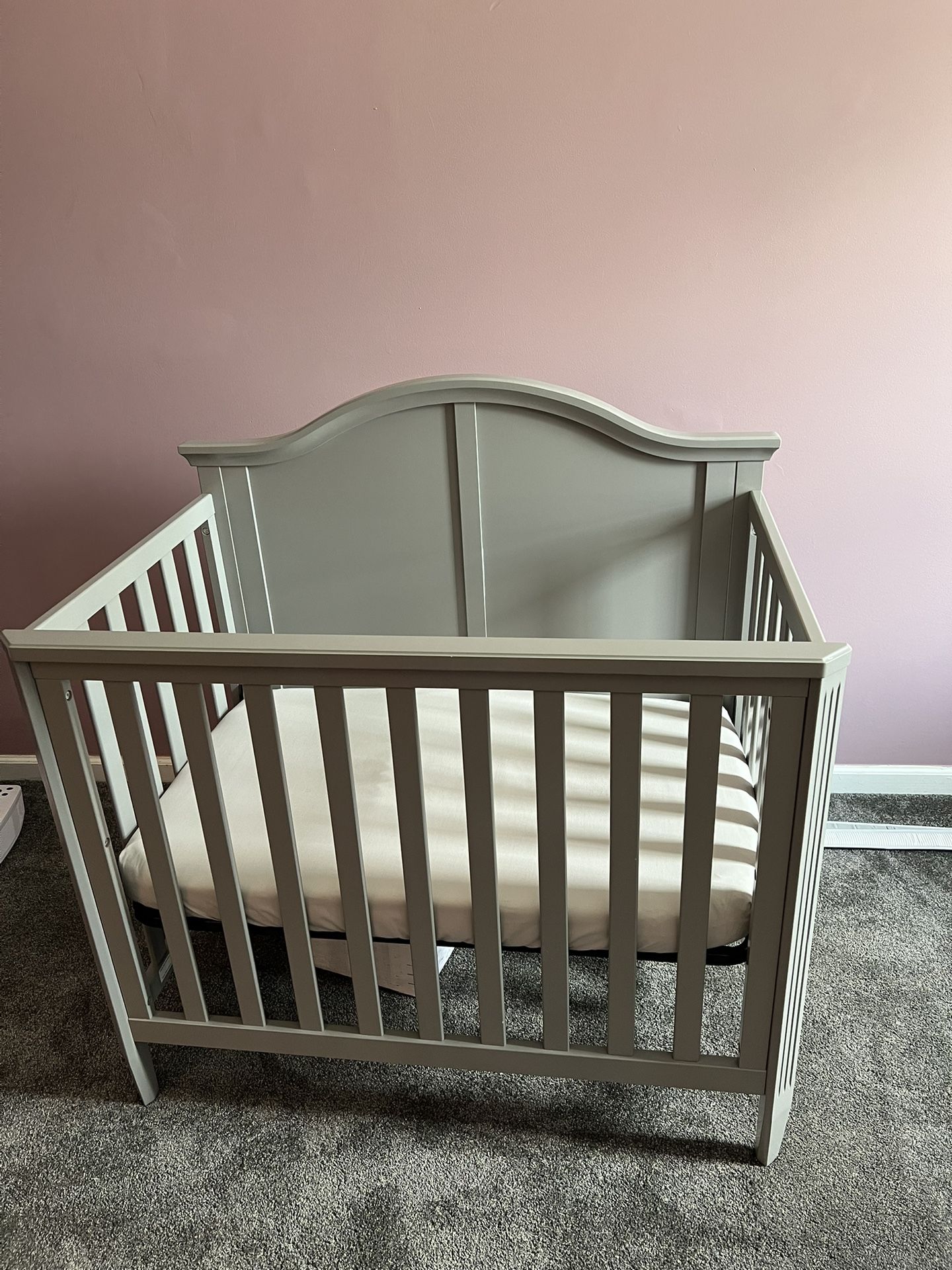 Mini Crib-gray