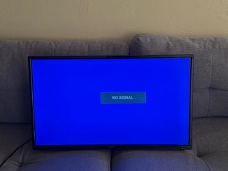 32” Polaroid RV TV Monitor and Commercial Electric TV Mount