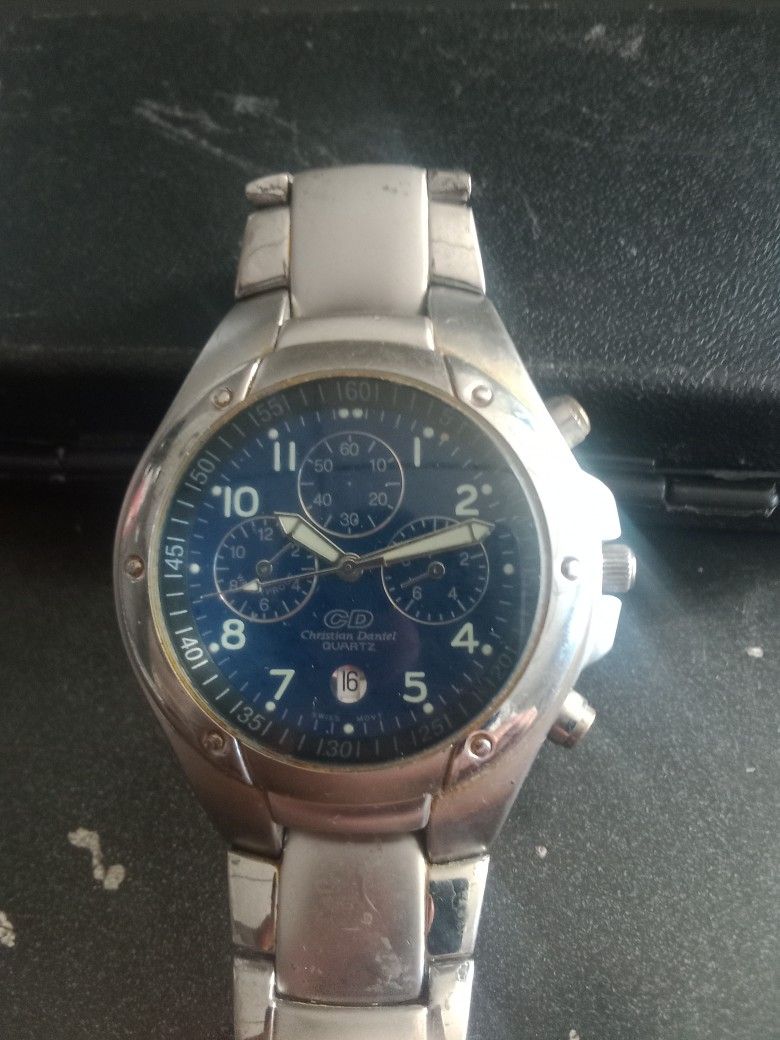 Christian Daniel Watch Yes Is Working,